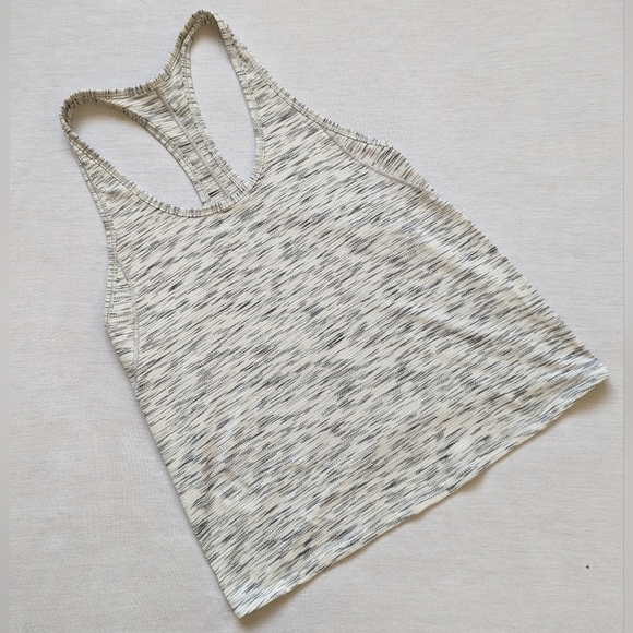 LULULEMON tank top Small - Picture 3 of 6